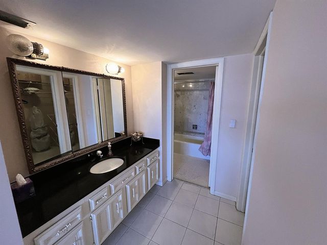 3500 Galt Ocean Drive 1510, Fort Lauderdale, FL 33308