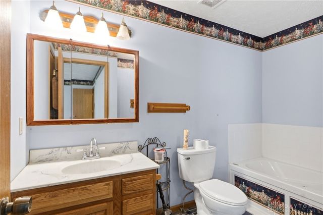 7561 N Us 42, Waynesville, OH 45068