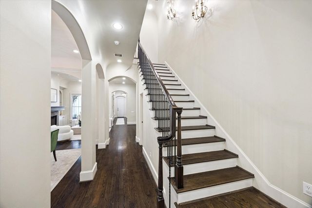 2145 Fairview Avenue, Houston, TX 77019