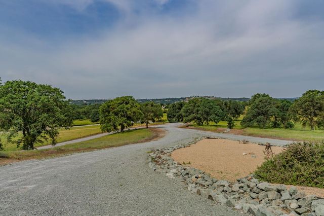 7043 S Burson Rd, Valley Springs, CA 95252