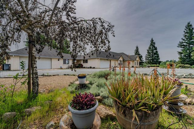 7043 S Burson Rd, Valley Springs, CA 95252