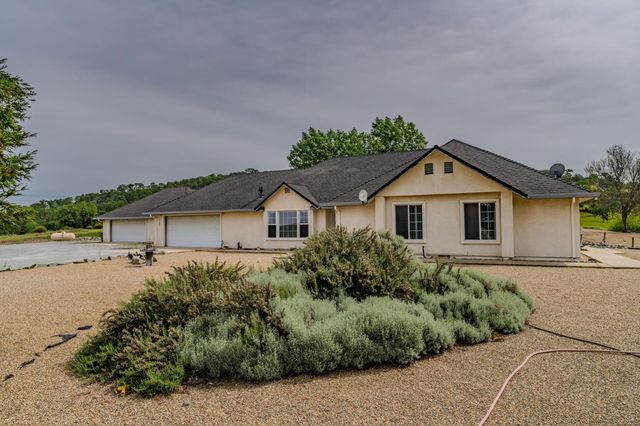 7043 S Burson Rd, Valley Springs, CA 95252