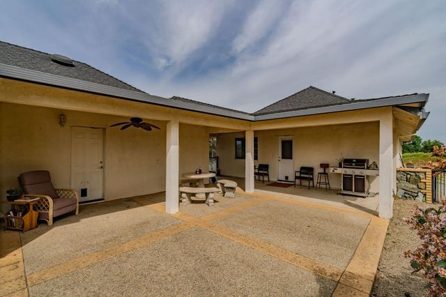 7043 S Burson Rd, Valley Springs, CA 95252