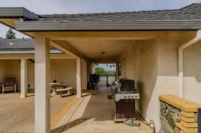 7043 S Burson Rd, Valley Springs, CA 95252