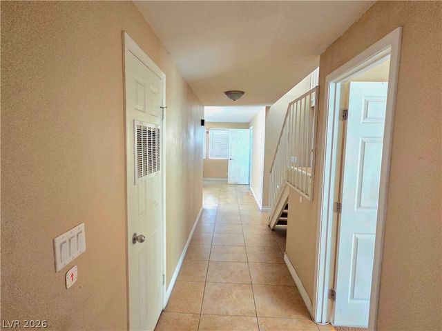 3648 Bronco Road, Las Vegas, NV 89103