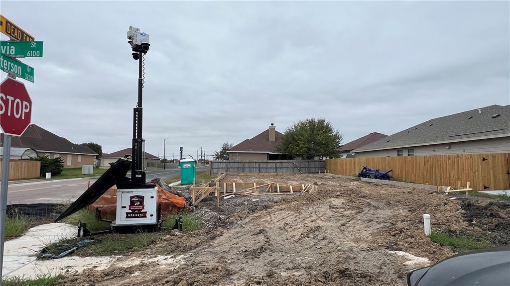 6125 Olivia St, Corpus Christi, TX 78415