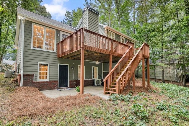 608 Wedgewood Drive, Woodstock, GA 30189