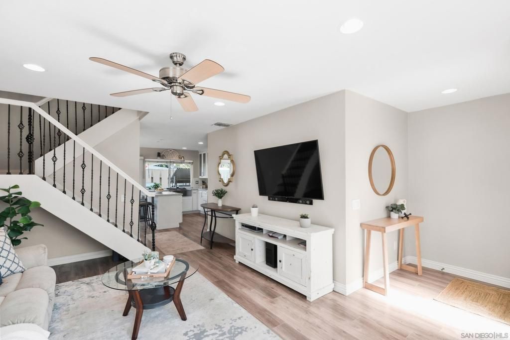 11401 Florindo Rd, San Diego, CA 92127 — photo 2