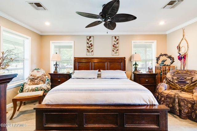1519 Mullins Road, New Iberia, LA 70563
