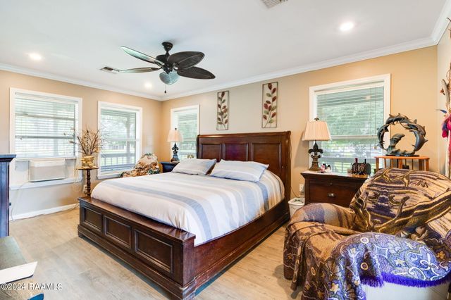 1519 Mullins Road, New Iberia, LA 70563