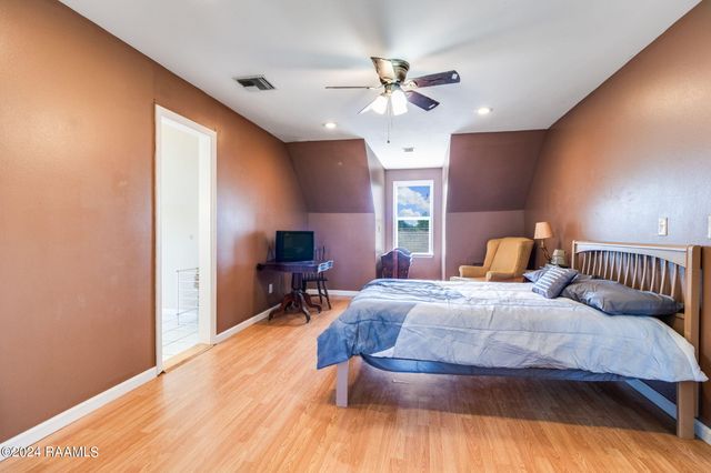 1519 Mullins Road, New Iberia, LA 70563