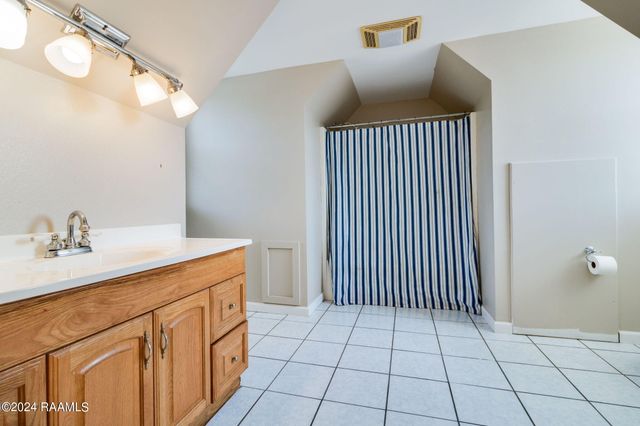 1519 Mullins Road, New Iberia, LA 70563