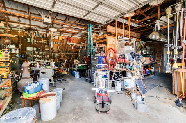 1519 Mullins Road, New Iberia, LA 70563