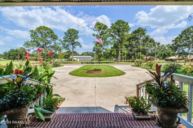 1519 Mullins Road, New Iberia, LA 70563