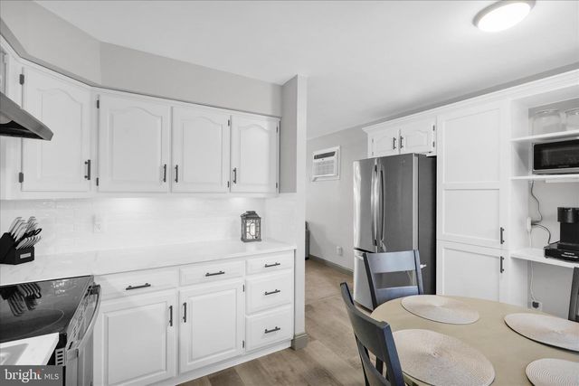 130 S 5TH ST, Bally, PA 19503