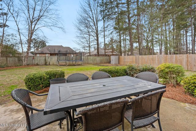 107 Kings Crossing, Canton, MS 39046