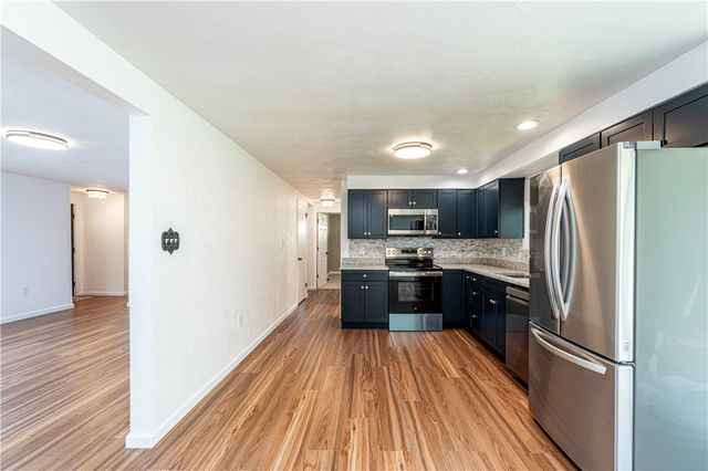 207 Hideaway Ln, Hempfield Twp, PA 15644