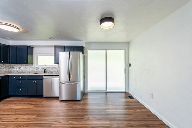 207 Hideaway Ln, Hempfield Twp, PA 15644