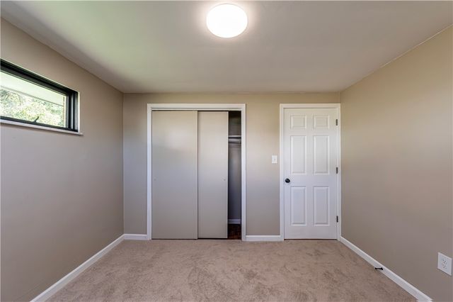 207 Hideaway Ln, Hempfield Twp, PA 15644