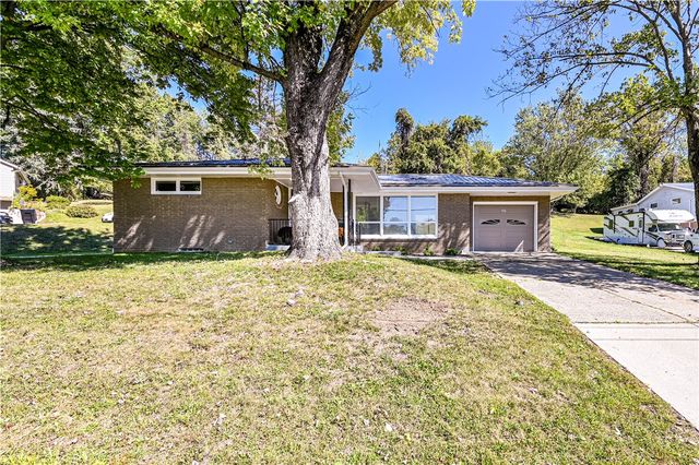 207 Hideaway Ln, Hempfield Twp, PA 15644