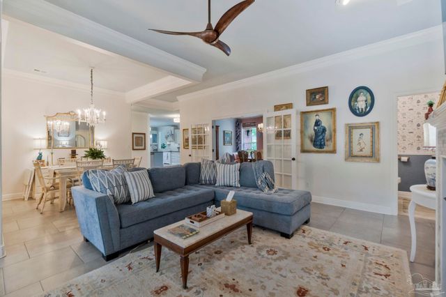 2367 Greenbrier Blvd, Pensacola, FL 32514