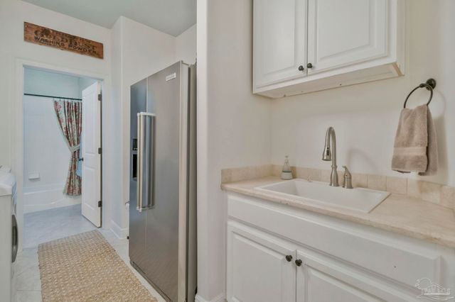 2367 Greenbrier Blvd, Pensacola, FL 32514
