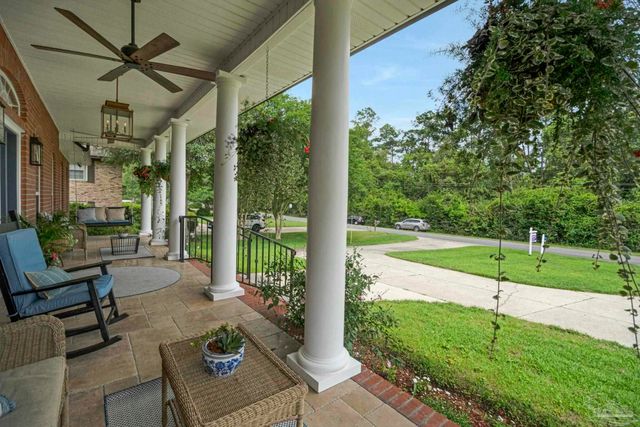 2367 Greenbrier Blvd, Pensacola, FL 32514