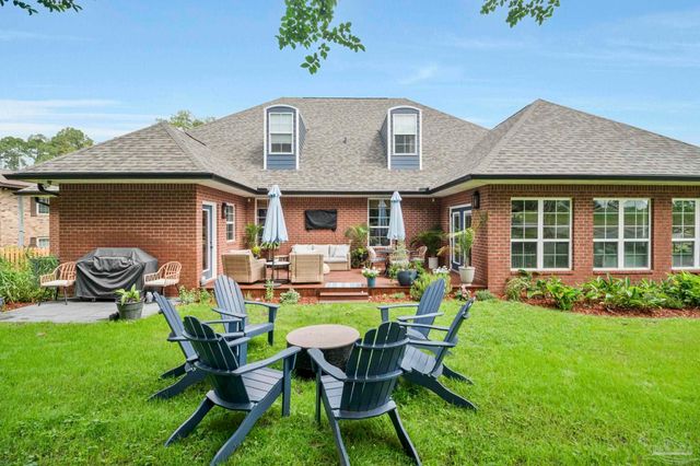 2367 Greenbrier Blvd, Pensacola, FL 32514
