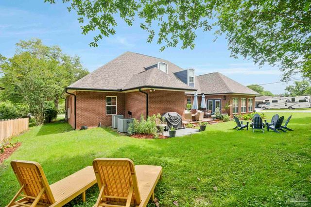 2367 Greenbrier Blvd, Pensacola, FL 32514