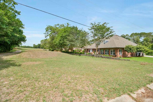 2367 Greenbrier Blvd, Pensacola, FL 32514