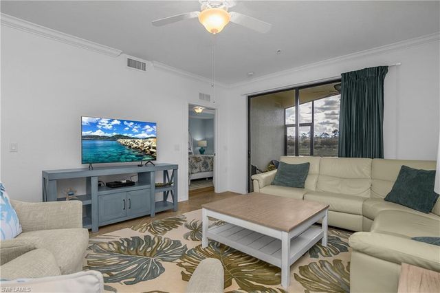 9518 Avellino WAY # 2312, Naples, FL 34113