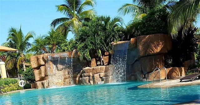 9518 Avellino WAY # 2312, Naples, FL 34113