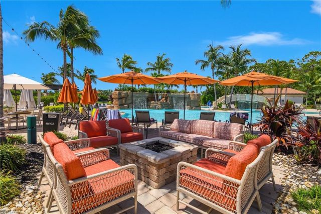 9518 Avellino WAY # 2312, Naples, FL 34113