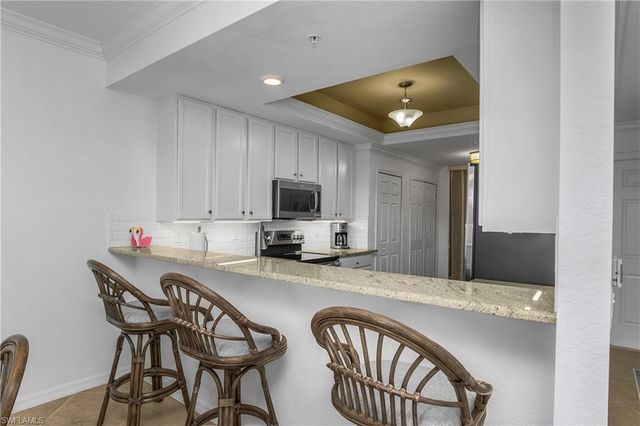 9518 Avellino WAY # 2312, Naples, FL 34113