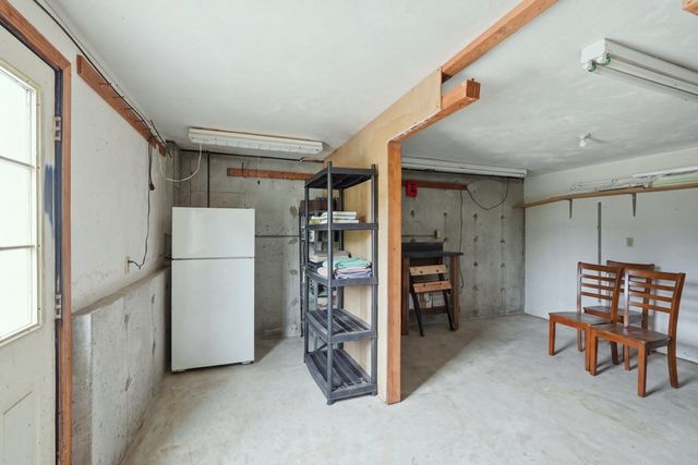 235 Pierce Rd, West Brookfield, MA 01585