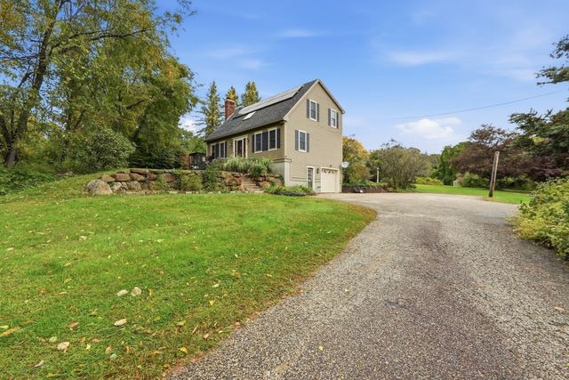 235 Pierce Rd, West Brookfield, MA 01585