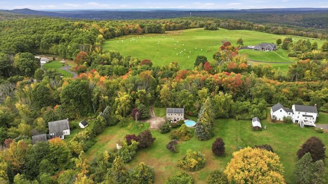235 Pierce Rd, West Brookfield, MA 01585