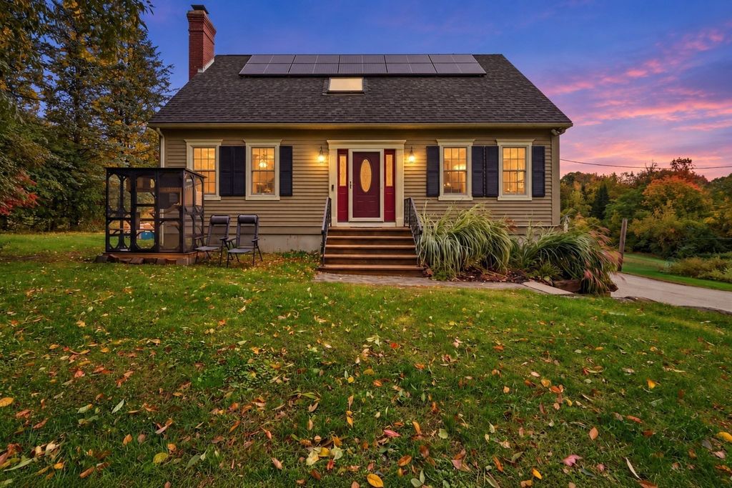 235 Pierce Rd, West Brookfield, MA 01585