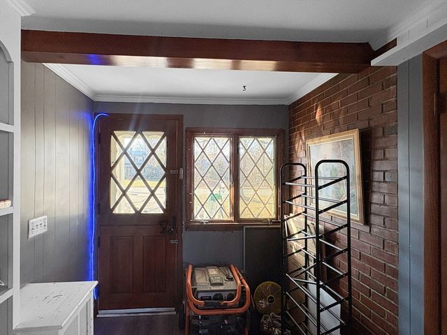 17 Vincent Drive, West Springfield, MA 01089