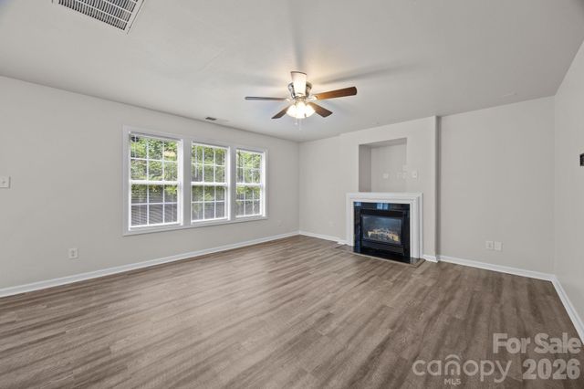 10609 Spring Rain Court, Charlotte, NC 28278