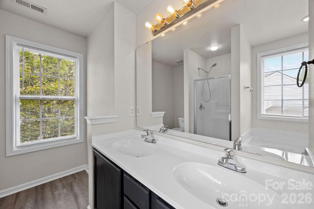 10609 Spring Rain Court, Charlotte, NC 28278