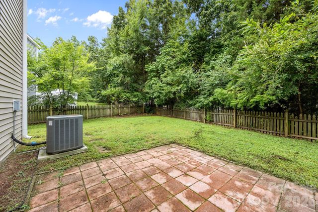 10609 Spring Rain Court, Charlotte, NC 28278