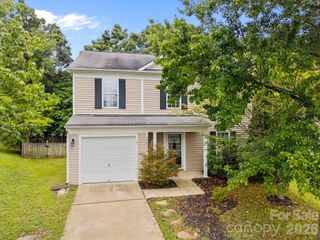 10609 Spring Rain Court, Charlotte, NC 28278