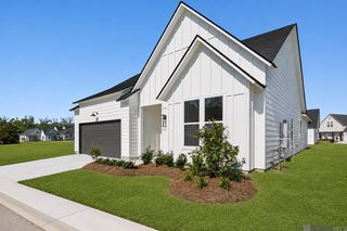 1512 Alum Creek Dr, Baton Rouge, LA 70820