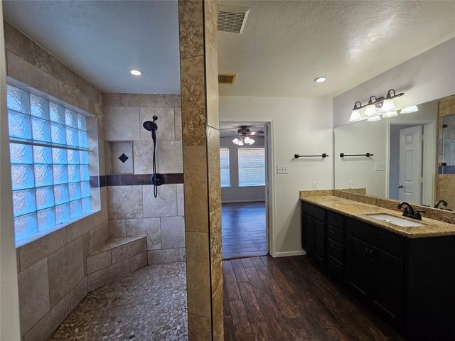 2205 Sugar Hill Drive, Deer Park, TX 77536