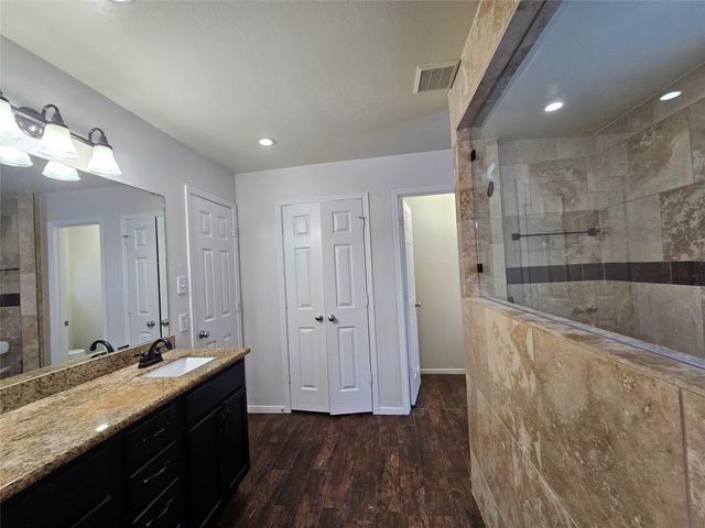 2205 Sugar Hill Drive, Deer Park, TX 77536