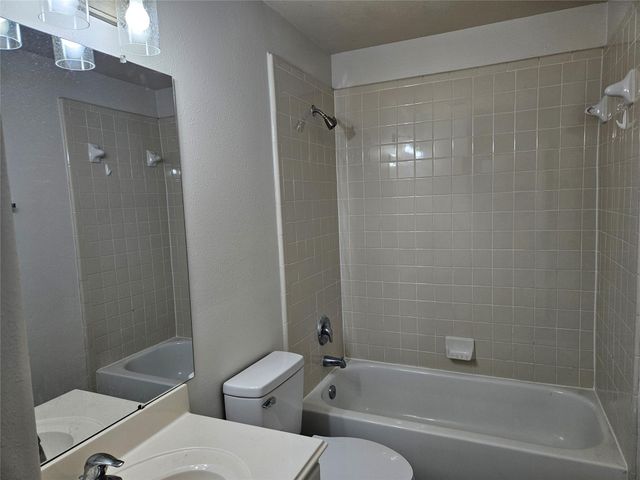 2205 Sugar Hill Drive, Deer Park, TX 77536