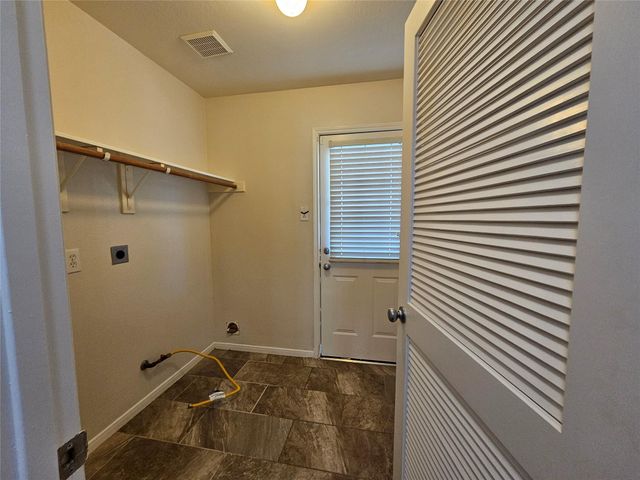 2205 Sugar Hill Drive, Deer Park, TX 77536