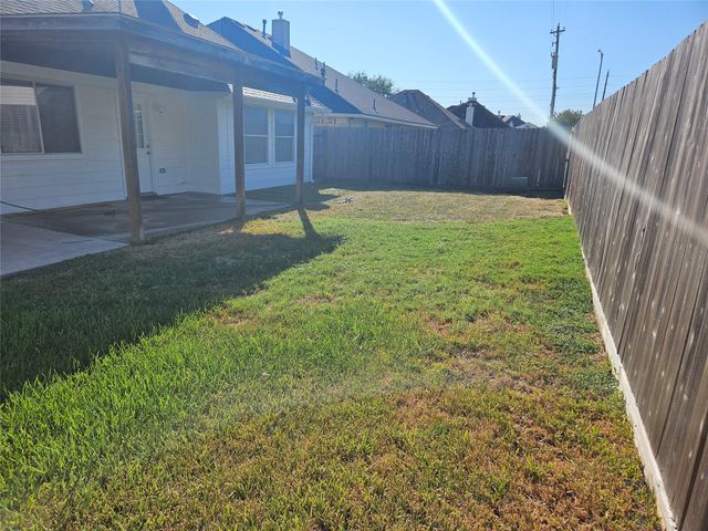 2205 Sugar Hill Drive, Deer Park, TX 77536
