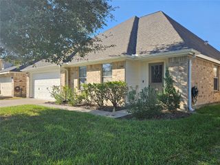 2205 Sugar Hill Drive, Deer Park, TX 77536